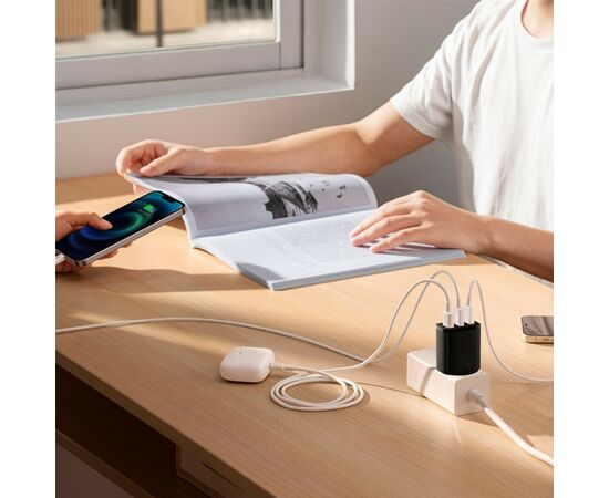 Зарядное устройство Baseus Compact Charger 3U Black (CCXJ020101), изображение 8 Зарядное устройство Baseus Compact Charger 3U Black (CCXJ020101), изображение 8