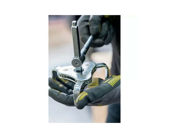 Ключ Stanley для масляного фильтра, диапазон от 65 до 120 мм. (STHT80880-0), изображение 5 Ключ Stanley для масляного фильтра, диапазон от 65 до 120 мм. (STHT80880-0), изображение 5