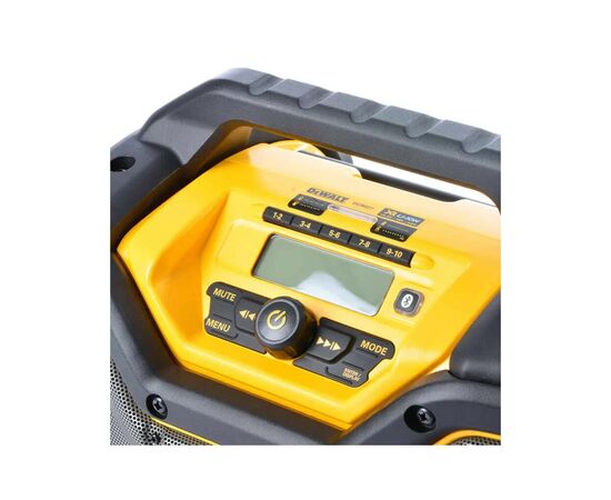 Зарядное устройство для аккумуляторов инструмента DeWALT с радиоприемником 18V, 54V XR, время зарядки 140 мин, вес 7.2 кг (DCR027), изображение 5 Зарядное устройство для аккумуляторов инструмента DeWALT с радиоприемником 18V, 54V XR, время зарядки 140 мин, вес 7.2 кг (DCR027), изображение 5