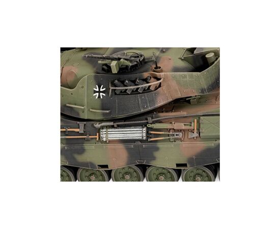 Сборная модель Revell Танк Leopard 1A5 уровень 4, 1:35 (RVL-03320), изображение 6 Сборная модель Revell Танк Leopard 1A5 уровень 4, 1:35 (RVL-03320), изображение 6