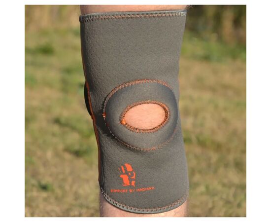 Фиксатор колена MadMax MFA-297 Knee Support with Patella Stabilizer Dark Grey/Orange M (MFA-297_M), изображение 5 Фиксатор колена MadMax MFA-297 Knee Support with Patella Stabilizer Dark Grey/Orange M (MFA-297_M), изображение 5
