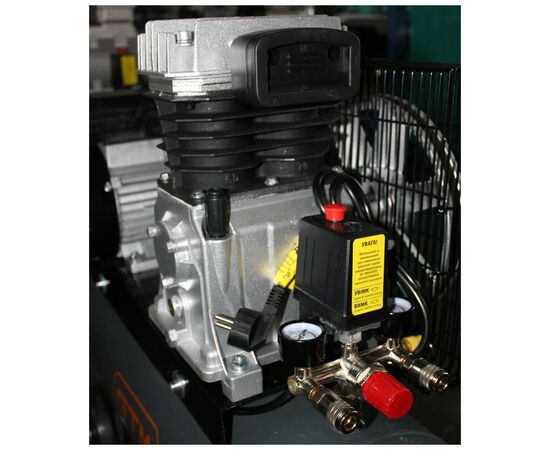 Компрессор GTM 400/300л/хв 2,2кВт 10бар 220В, 50л (KCH2070A-50L), изображение 3 Компрессор GTM 400/300л/хв 2,2кВт 10бар 220В, 50л (KCH2070A-50L), изображение 3