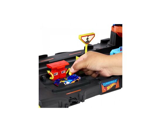 Автотрек Hot Wheels Легендарный гараж (HKX48), изображение 3 Автотрек Hot Wheels Легендарный гараж (HKX48), изображение 3