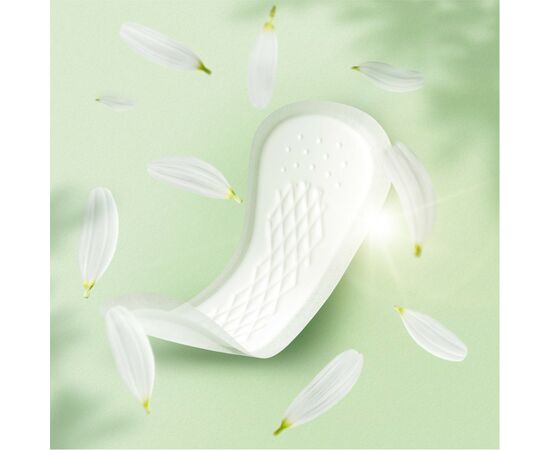 Ежедневные прокладки Naturella Camomile Normal Deo 100шт (8001090603807), изображение 7 Ежедневные прокладки Naturella Camomile Normal Deo 100шт (8001090603807), изображение 7