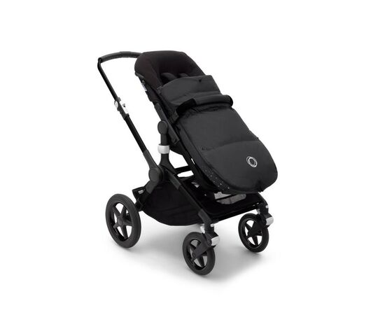 Чехол для ног Bugaboo Footmuff Perfomance, midnight black (2306010077), изображение 7 Чехол для ног Bugaboo Footmuff Perfomance, midnight black (2306010077), изображение 7