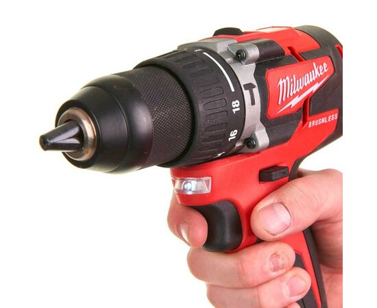 Шуруповерт Milwaukee M18 CBLPD-202C, 60Нм, 2x2Ah (4933464320), изображение 8 Шуруповерт Milwaukee M18 CBLPD-202C, 60Нм, 2x2Ah (4933464320), изображение 8