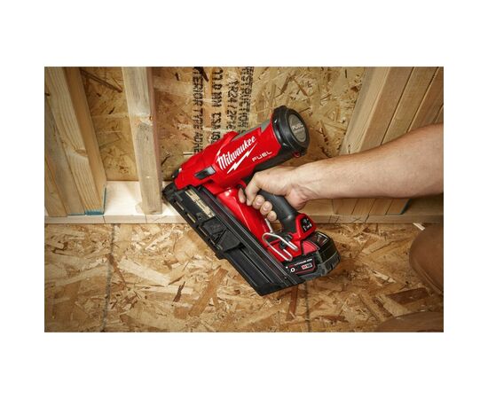 Гвоздезабиватель Milwaukee M18 FFN-0C, 50/90мм, кейс (без АПКБ и ЗУ) (4933471406), изображение 4 Гвоздезабиватель Milwaukee M18 FFN-0C, 50/90мм, кейс (без АПКБ и ЗУ) (4933471406), изображение 4