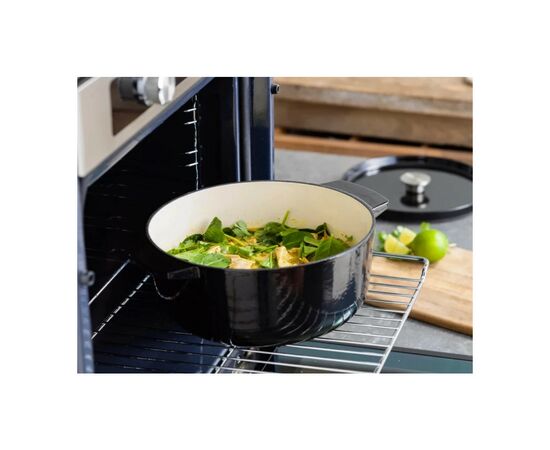 Кастрюля KitchenAid чавунна з кришкою 3,3 л Чорна (CC006058-001), изображение 7 Кастрюля KitchenAid чавунна з кришкою 3,3 л Чорна (CC006058-001), изображение 7