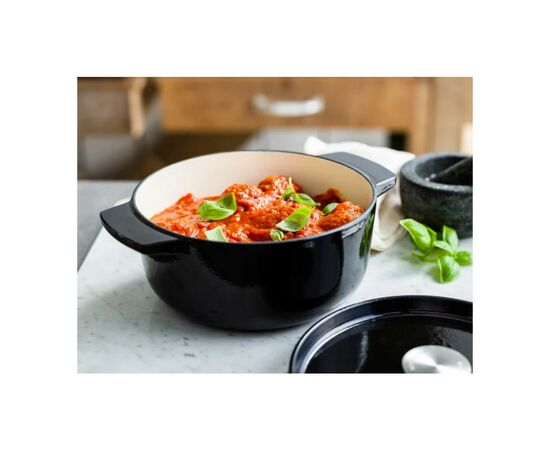 Кастрюля KitchenAid чавунна з кришкою 3,3 л Чорна (CC006058-001), изображение 8 Кастрюля KitchenAid чавунна з кришкою 3,3 л Чорна (CC006058-001), изображение 8