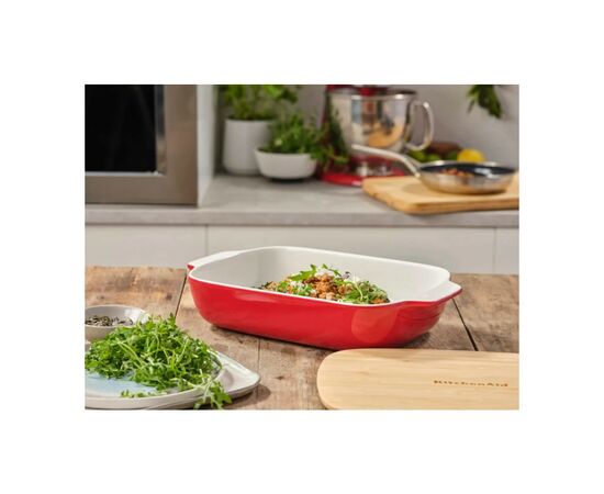 Форма для выпечки KitchenAid з кришкою керамогранітна 3,8 л Червона (CC006108-001), изображение 6 Форма для выпечки KitchenAid з кришкою керамогранітна 3,8 л Червона (CC006108-001), изображение 6