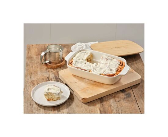 Форма для выпечки KitchenAid з кришкою керамогранітна 3,8 л Кремова (CC006109-001), изображение 7 Форма для выпечки KitchenAid з кришкою керамогранітна 3,8 л Кремова (CC006109-001), изображение 7