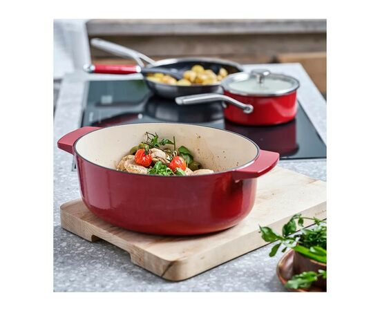 Гусятница KitchenAid Cast Iron 30 см 5,6 л Червона (CC006063-001), изображение 5 Гусятница KitchenAid Cast Iron 30 см 5,6 л Червона (CC006063-001), изображение 5