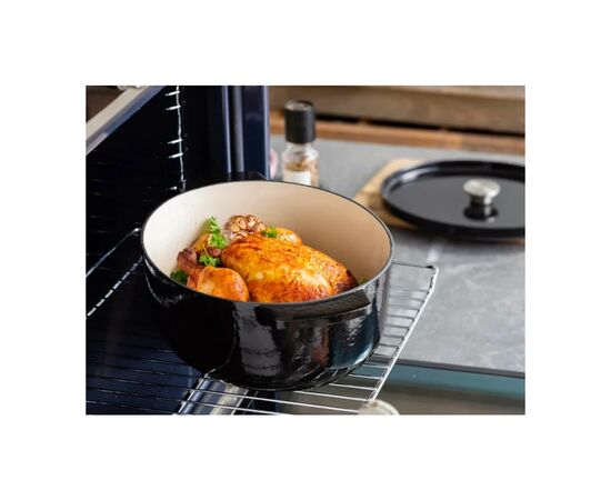 Гусятница KitchenAid Cast Iron 30 см 5,6 л Чорна (CC006064-001), изображение 5 Гусятница KitchenAid Cast Iron 30 см 5,6 л Чорна (CC006064-001), изображение 5