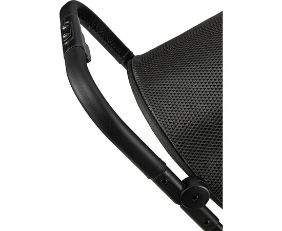 Коляска MoMi Adelle, черный с красным (WOSP00035), изображение 7 Коляска MoMi Adelle, черный с красным (WOSP00035), изображение 7