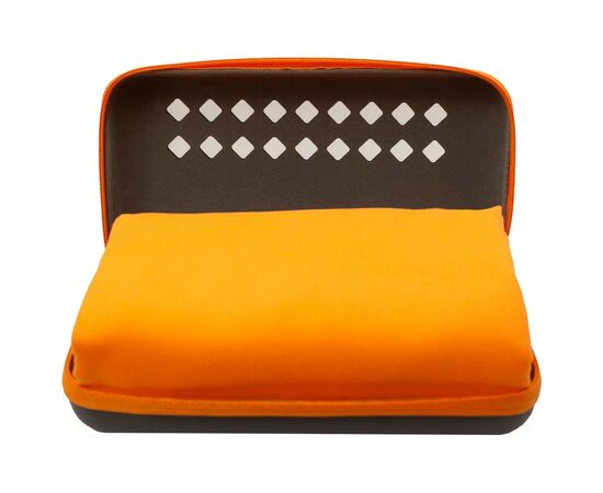 Полотенце Tramp з мікрофібри в чохлі Pocket Towel 60х120 L Orange (UTRA-161-L-orange), изображение 4 Полотенце Tramp з мікрофібри в чохлі Pocket Towel 60х120 L Orange (UTRA-161-L-orange), изображение 4