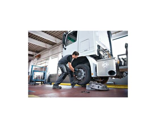 Гайковерт Bosch GDS 18V-1050 H, 18В, до 1750об/хв, 1500/1700Нм (без АКБ та ЗП) (0.601.9J8.500), зображення 9 Гайковерт Bosch GDS 18V-1050 H, 18В, до 1750об/хв, 1500/1700Нм (без АКБ та ЗП) (0.601.9J8.500), зображення 9