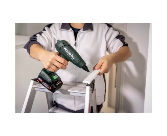 Клеевой пистолет Metabo HK 18 LTX 20, 18В, стержни 11мм, подача 20г/мин (без АКБ и ЗУ) (600797850), изображение 8 Клеевой пистолет Metabo HK 18 LTX 20, 18В, стержни 11мм, подача 20г/мин (без АКБ и ЗУ) (600797850), изображение 8