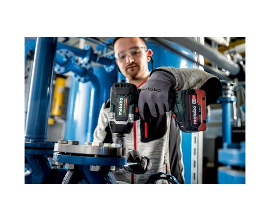 Гайковерт Metabo SSSW 18 LTX 800 BL, 18В, 1200Нм, М24, 0-2575об/мин (без АКБ и ЗУ) (602403850), изображение 3 Гайковерт Metabo SSSW 18 LTX 800 BL, 18В, 1200Нм, М24, 0-2575об/мин (без АКБ и ЗУ) (602403850), изображение 3
