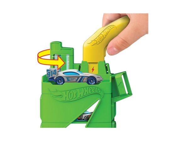 Автотрек Hot Wheels Заправочная станция для суперзарядки (HTN79), изображение 3 Автотрек Hot Wheels Заправочная станция для суперзарядки (HTN79), изображение 3