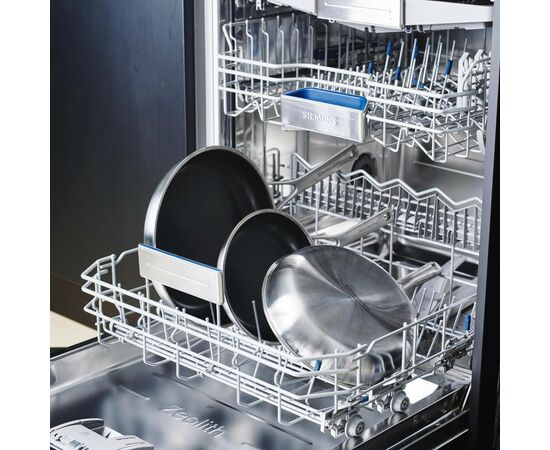Сковорода KitchenAid Wok MSS 28 см 3,5 л з кришкою (CC003254-001), изображение 5 Сковорода KitchenAid Wok MSS 28 см 3,5 л з кришкою (CC003254-001), изображение 5