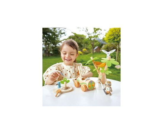 Игровой набор Hape деревянный электрокар для посадки деревьев (E3417), изображение 2 Игровой набор Hape деревянный электрокар для посадки деревьев (E3417), изображение 2