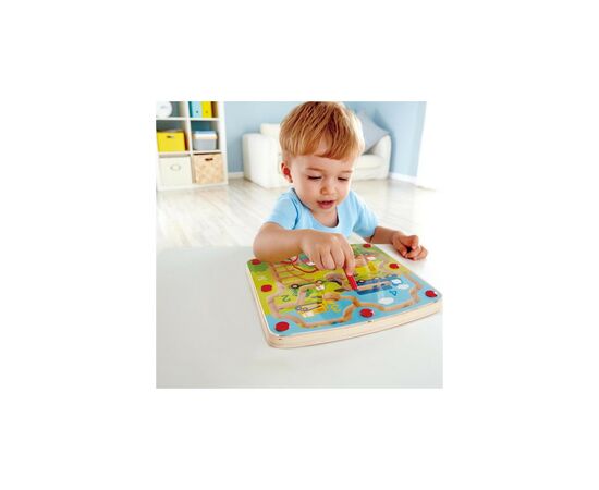 Развивающая игрушка Hape Магнитный лабиринт Строительный транспорт (E1713), изображение 2 Развивающая игрушка Hape Магнитный лабиринт Строительный транспорт (E1713), изображение 2