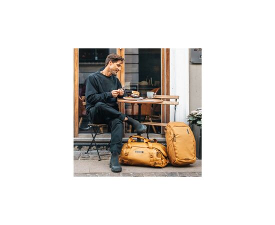 Рюкзак для ноутбука Thule 15.6" Chasm 26L TCHB-215 Golden Brown (3204983), изображение 6 Рюкзак для ноутбука Thule 15.6" Chasm 26L TCHB-215 Golden Brown (3204983), изображение 6