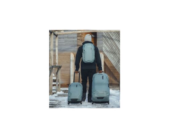 Рюкзак для ноутбука Thule 15.6" Chasm 26L TCHB-215 Pond Gray (3204984), изображение 3 Рюкзак для ноутбука Thule 15.6" Chasm 26L TCHB-215 Pond Gray (3204984), изображение 3
