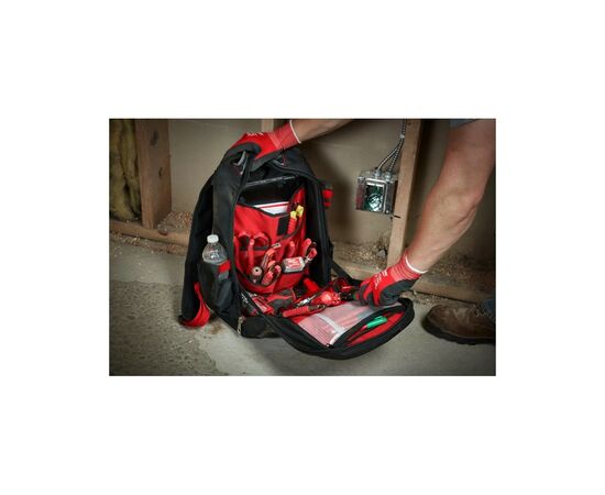 Сумка для инструмента Milwaukee рюкзак строителя 200x300x498 (4932464834), изображение 4 Сумка для инструмента Milwaukee рюкзак строителя 200x300x498 (4932464834), изображение 4