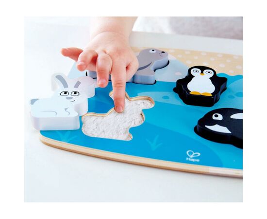 Развивающая игрушка Hape Пазл тактильный Полярные животные (E1620), изображение 3 Развивающая игрушка Hape Пазл тактильный Полярные животные (E1620), изображение 3