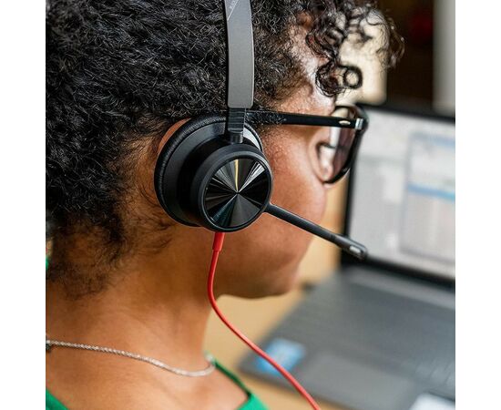 Наушники Poly Blackwire 8225-M USB-A/C (8X225AA), изображение 2 Наушники Poly Blackwire 8225-M USB-A/C (8X225AA), изображение 2