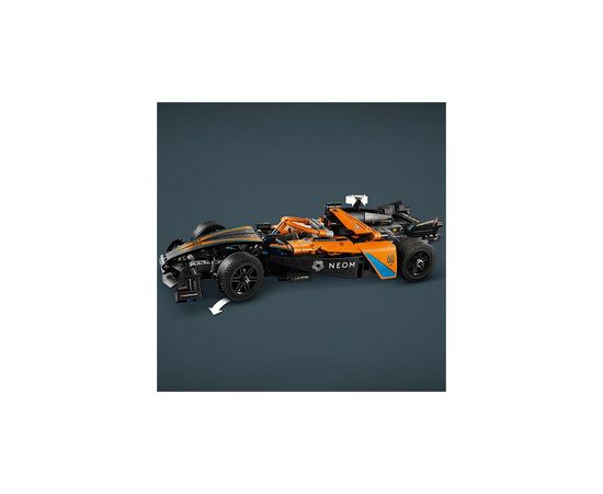 Конструктор LEGO Автомобиль для гонки NEOM McLaren Formula E 452 детали (42169), изображение 5 Конструктор LEGO Автомобиль для гонки NEOM McLaren Formula E 452 детали (42169), изображение 5