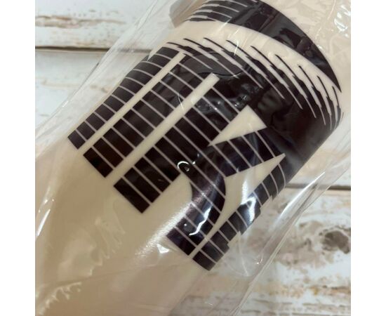 Пляшка для води Nike Big Mouth Bottle 2.0 32 OZ бежевий, чорний, бордовий 946 мл N.000.0041.805.32 (887791762351), зображення 2 Пляшка для води Nike Big Mouth Bottle 2.0 32 OZ бежевий, чорний, бордовий 946 мл N.000.0041.805.32 (887791762351), зображення 2