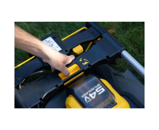 Газонокосилка DeWALT XR FLEXVOLT 54 В Li-lon, 53 см (без АКБ та ЗП) (DCMWP500N), изображение 12 Газонокосилка DeWALT XR FLEXVOLT 54 В Li-lon, 53 см (без АКБ та ЗП) (DCMWP500N), изображение 12