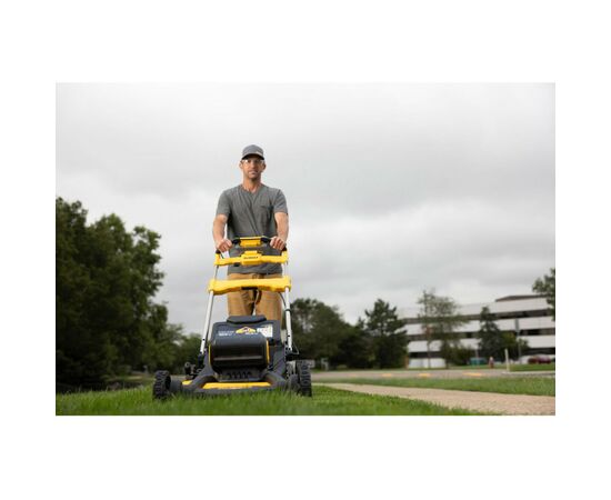 Газонокосилка DeWALT самоходная 18V, 2x8Ah, 53 см (DCMWSP156W2), изображение 12 Газонокосилка DeWALT самоходная 18V, 2x8Ah, 53 см (DCMWSP156W2), изображение 12