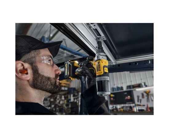 Заклепочник DeWALT 18 В XR Li-Ion, 20 kN, d.закл.=4.8-6.4 мм (без АКБ и ЗУ) (DCF414NT), изображение 12 Заклепочник DeWALT 18 В XR Li-Ion, 20 kN, d.закл.=4.8-6.4 мм (без АКБ и ЗУ) (DCF414NT), изображение 12