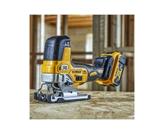 Электролобзик DeWALT 18В XR Li-lon, 1000 - 3200 ход/мин, TSTAK (без АКБ и ЗУ) (DCS335NT), изображение 6 Электролобзик DeWALT 18В XR Li-lon, 1000 - 3200 ход/мин, TSTAK (без АКБ и ЗУ) (DCS335NT), изображение 6