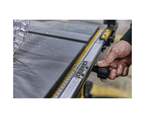 Верстак DeWALT пильный, 2000 Вт, 4800 об/мин, 250х30мм, 26.5 кг (DWE7492), изображение 10 Верстак DeWALT пильный, 2000 Вт, 4800 об/мин, 250х30мм, 26.5 кг (DWE7492), изображение 10