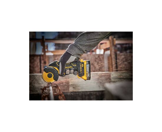 Дисковая пила DeWALT 18В XR Li-lon, диск 76х10 мм, 0.94 кг (без АКБ и ЗУ) (DCS438N), изображение 5 Дисковая пила DeWALT 18В XR Li-lon, диск 76х10 мм, 0.94 кг (без АКБ и ЗУ) (DCS438N), изображение 5