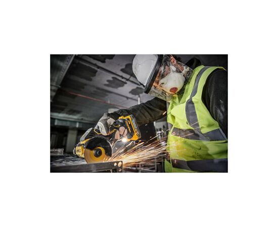 Дисковая пила DeWALT 18В XR Li-lon, диск 76х10 мм, 0.94 кг (без АКБ и ЗУ) (DCS438N), изображение 7 Дисковая пила DeWALT 18В XR Li-lon, диск 76х10 мм, 0.94 кг (без АКБ и ЗУ) (DCS438N), изображение 7