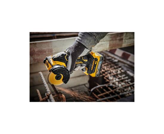 Дисковая пила DeWALT 18В XR Li-lon, диск 76х10 мм, 0.94 кг (без АКБ и ЗУ) (DCS438N), изображение 8 Дисковая пила DeWALT 18В XR Li-lon, диск 76х10 мм, 0.94 кг (без АКБ и ЗУ) (DCS438N), изображение 8