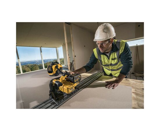 Дисковая пила DeWALT погружная 54В XR FLEXVOLT Li-lon, 165х20 мм, TSTAK (Без АКБ и ЗУ) (DCS520NT), изображение 7 Дисковая пила DeWALT погружная 54В XR FLEXVOLT Li-lon, 165х20 мм, TSTAK (Без АКБ и ЗУ) (DCS520NT), изображение 7