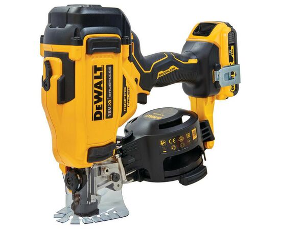Гвоздезабиватель DeWALT 18В XR Li-Ion 2x2Ah,3.85 кг, TSTAK (DCN45RND2), изображение 2 Гвоздезабиватель DeWALT 18В XR Li-Ion 2x2Ah,3.85 кг, TSTAK (DCN45RND2), изображение 2
