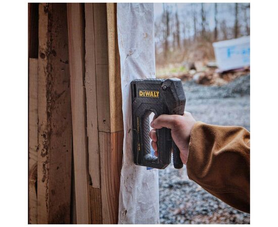 Степлер строительный DeWALT CARBON FIBRE для скоб типа "G" 6-14мм, гвоздей типа "J" 12, 15мм. (DWHT80276-0), изображение 6 Степлер строительный DeWALT CARBON FIBRE для скоб типа "G" 6-14мм, гвоздей типа "J" 12, 15мм. (DWHT80276-0), изображение 6