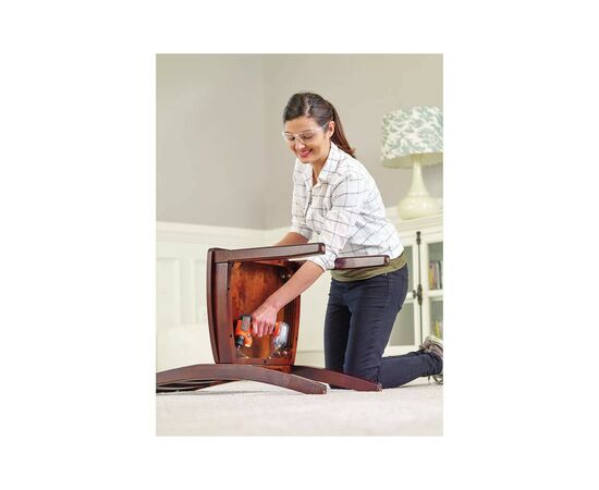 Отвертка аккумуляторная Black&Decker 3.6 В Li-Ion, 180 об/мин, реверс, подсветка, 0.4 кг (BDCSFS30C), изображение 5 Отвертка аккумуляторная Black&Decker 3.6 В Li-Ion, 180 об/мин, реверс, подсветка, 0.4 кг (BDCSFS30C), изображение 5