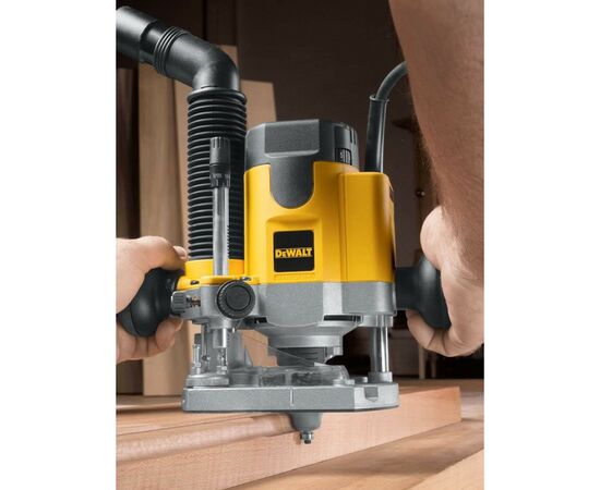 Фрезер DeWALT 1100 Вт, 8000 - 24000 об/мин, цанга 8 мм (DW621), изображение 7 Фрезер DeWALT 1100 Вт, 8000 - 24000 об/мин, цанга 8 мм (DW621), изображение 7