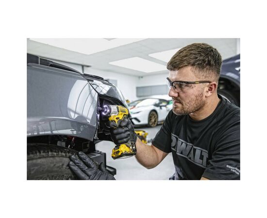 Шуруповерт DeWALT 12V XR Li-Ion, 163 Нм, 2850 об/мин (без АКБ и ЗУ) (DCF801N), изображение 3 Шуруповерт DeWALT 12V XR Li-Ion, 163 Нм, 2850 об/мин (без АКБ и ЗУ) (DCF801N), изображение 3