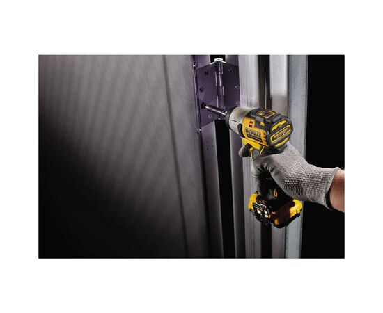 Шуруповерт DeWALT 12V XR Li-Ion, 163 Нм, 2850 об/мин (без АКБ и ЗУ) (DCF801N), изображение 4 Шуруповерт DeWALT 12V XR Li-Ion, 163 Нм, 2850 об/мин (без АКБ и ЗУ) (DCF801N), изображение 4