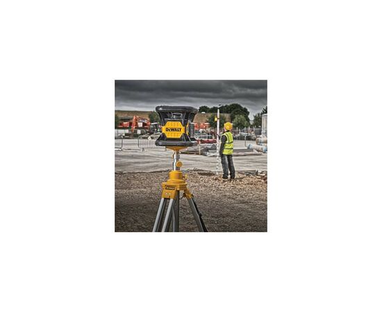 Лазерный нивелир DeWALT ротационный, 18В XR Li-Ion, красный луч, 4.5 кг, 2Ah, ЗУ, кейс (DCE074D1R), изображение 5 Лазерный нивелир DeWALT ротационный, 18В XR Li-Ion, красный луч, 4.5 кг, 2Ah, ЗУ, кейс (DCE074D1R), изображение 5