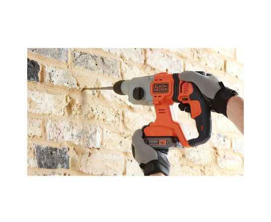 Перфоратор Black&Decker SDS-Plus,18 В, 1.2 Дж, 3 режима, 2.6 кг (без АКБ и ЗУ) (BCD900B), изображение 4 Перфоратор Black&Decker SDS-Plus,18 В, 1.2 Дж, 3 режима, 2.6 кг (без АКБ и ЗУ) (BCD900B), изображение 4
